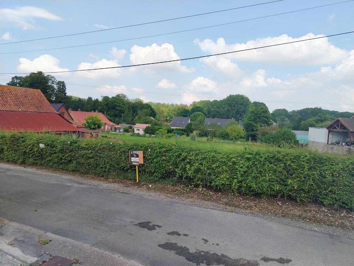 Terrain à Mametz