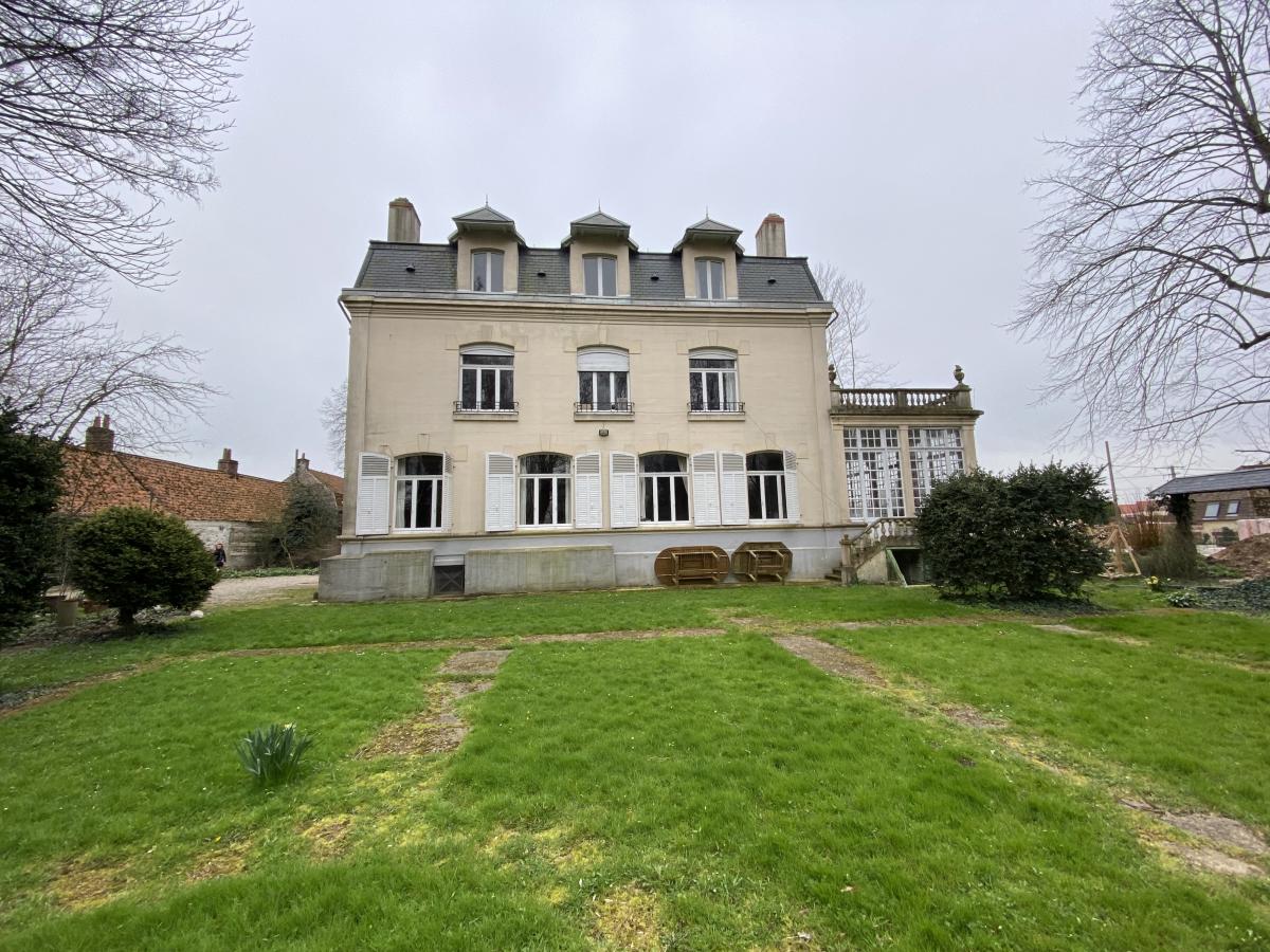 maison à Aire-sur-la-Lys